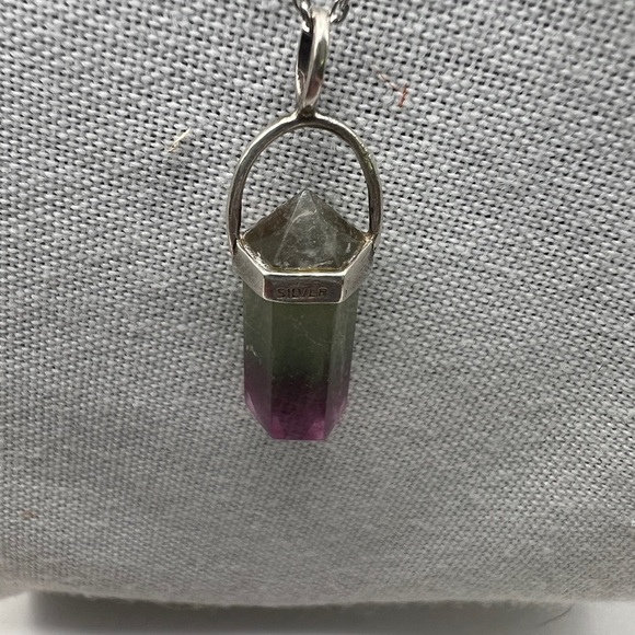 Marked Sterling Fluorite double point Pendant on a 925 Sterling Chain - Picture 3 of 11